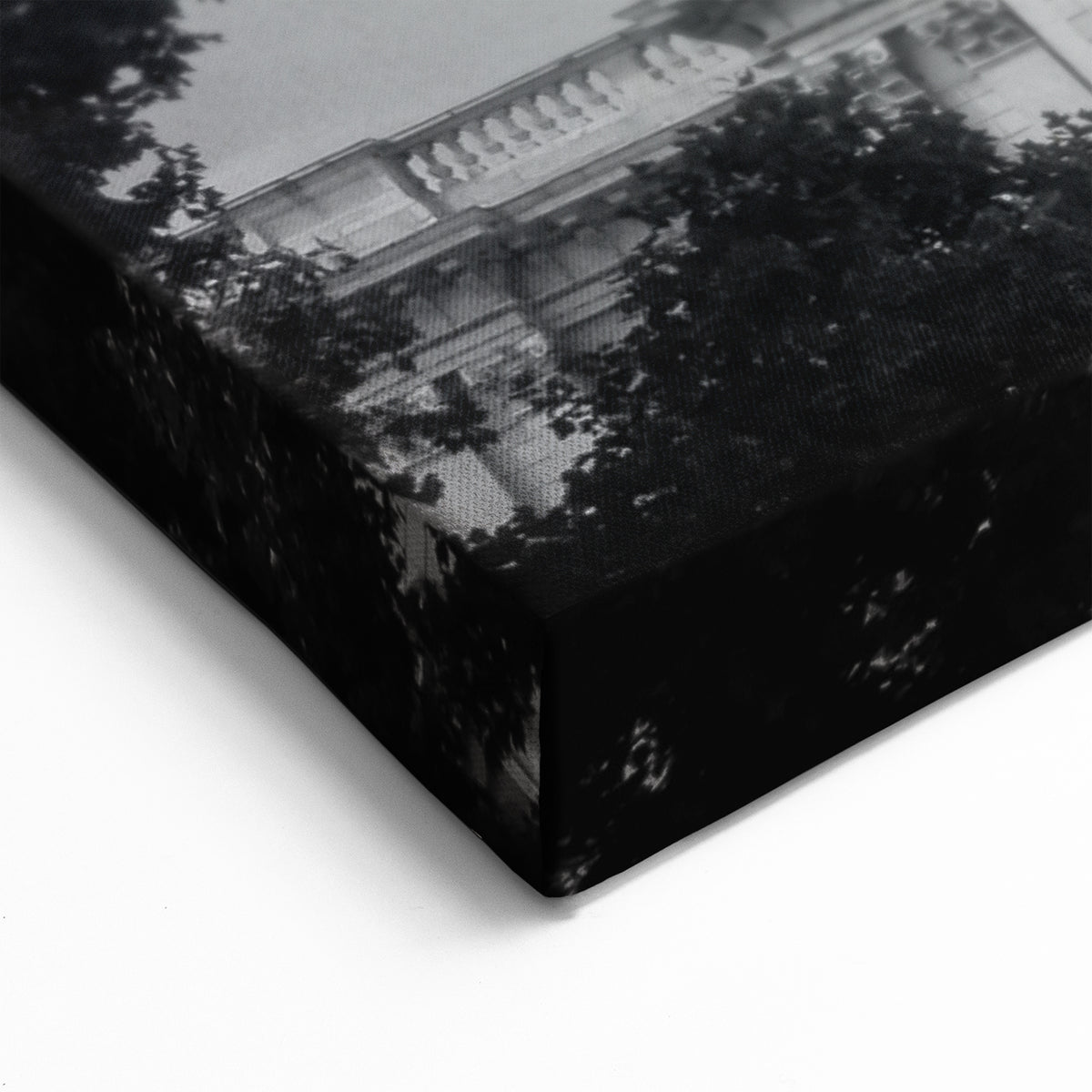 Iconic Cathedral Dome Art – Black & White European Architecture Print
