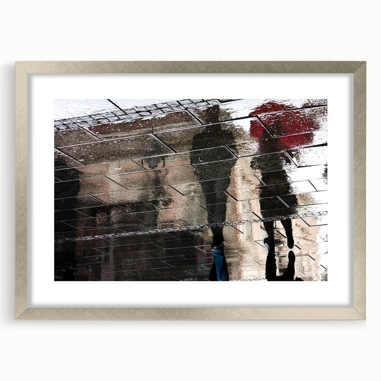 Vibrant Cityscape Canvas Prints – Rainy Reflection Urban Art