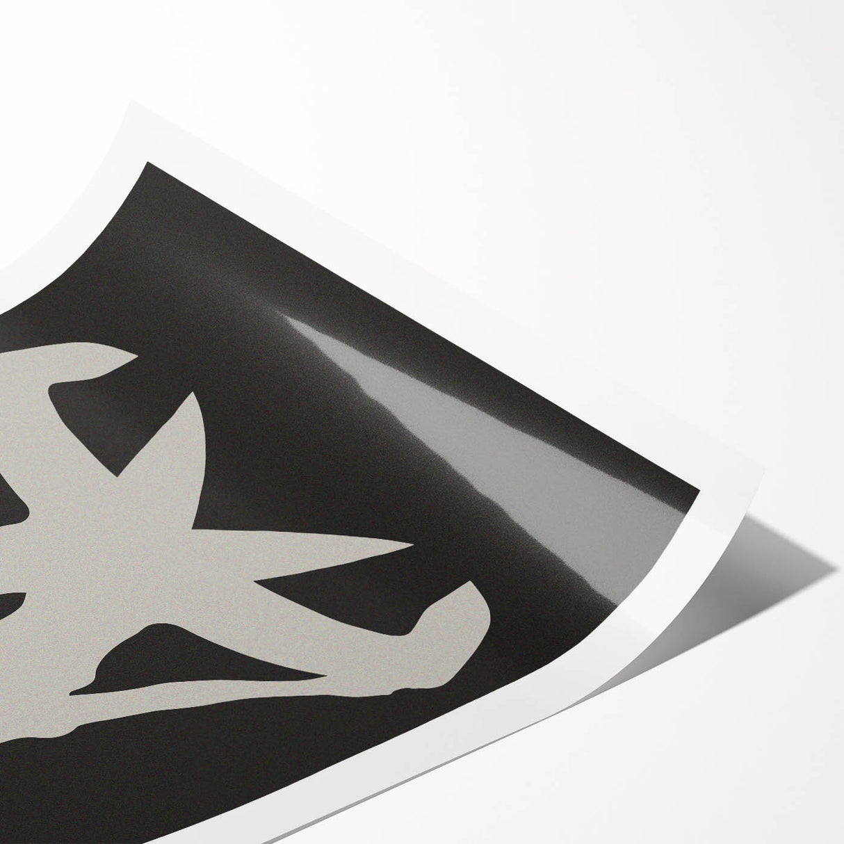 Minimalist Silhouette Art – Abstract Modern Figure Wall Decor in Black