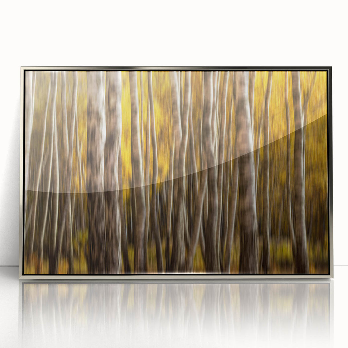 Golden Trunk Flow – Autumn Forest Scene in Artistic Motion Blur