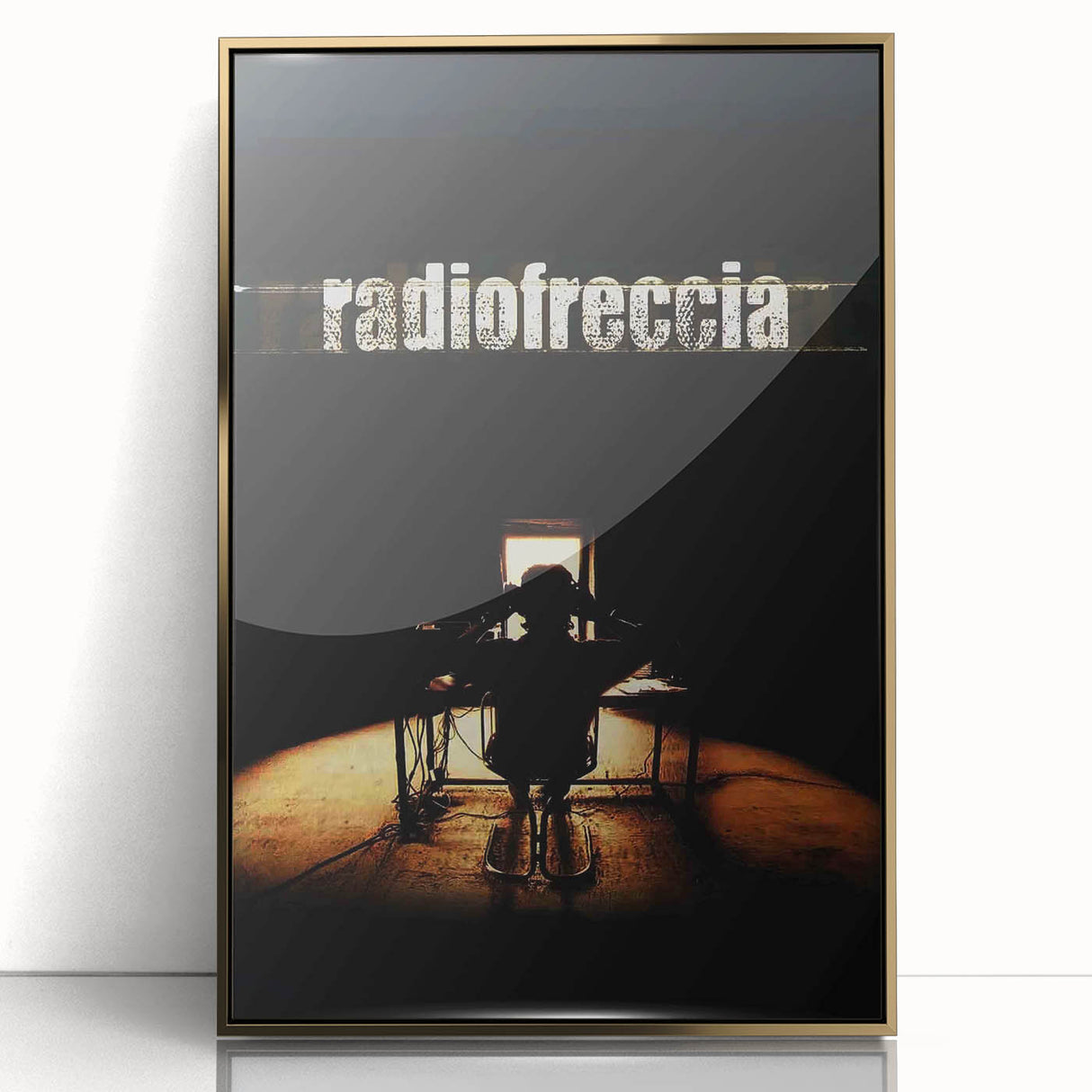 1990s Vintage Movie Poster – Classic 90s Film Art of Radiofreccia