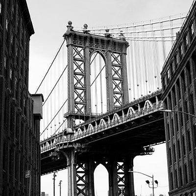 Black and white Manhattan Bridge view from Brooklyn – New York City skyline wall art