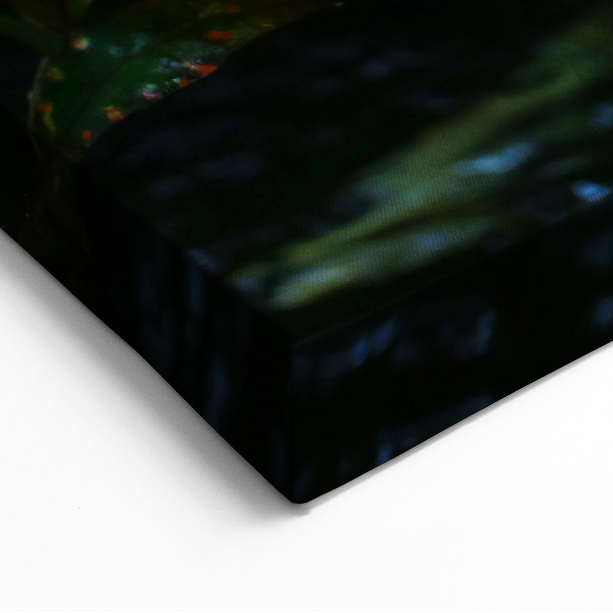 Elegant Flamingo Wall Art - Vibrant Flamingo Canvas Print for Luxe Decor