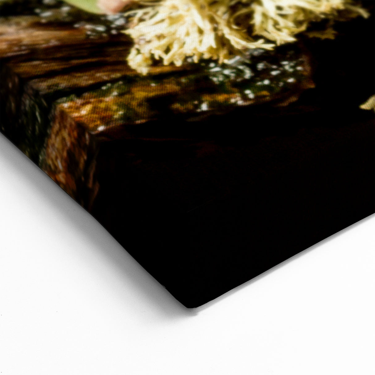 Green Tree Frog Wall Art - Amphibian Canvas Print for Nature Decor