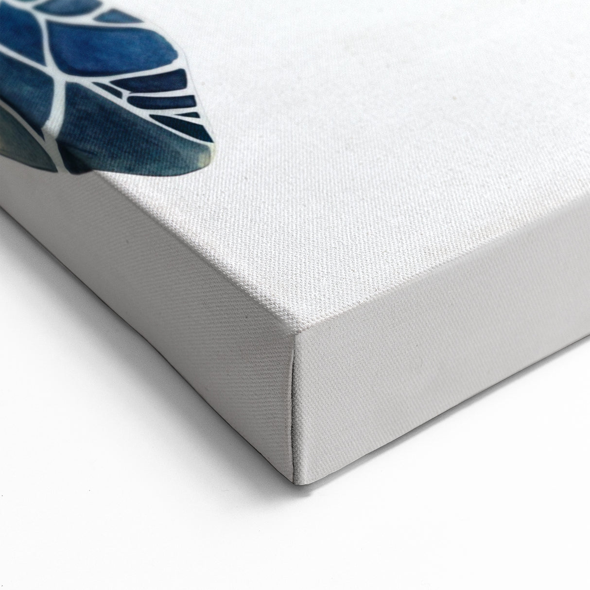 Serene Turtle Wall Art - Marine Life Canvas Print for Coastal Decor