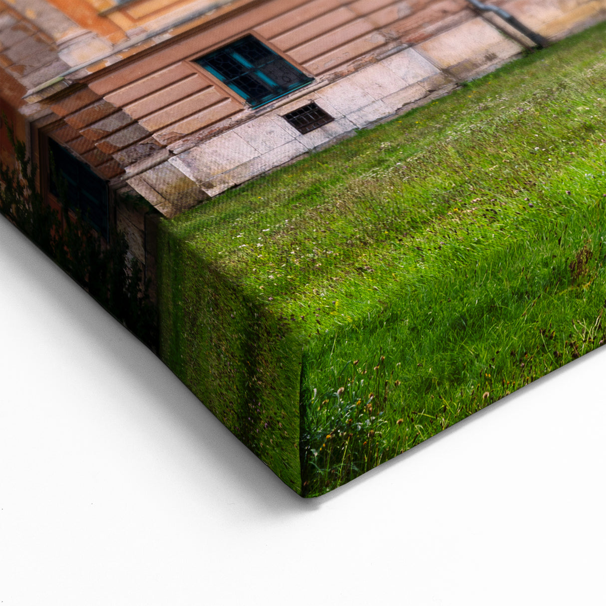 Elegant Royal Palace Wall Art - Historical Architectural Print Decor