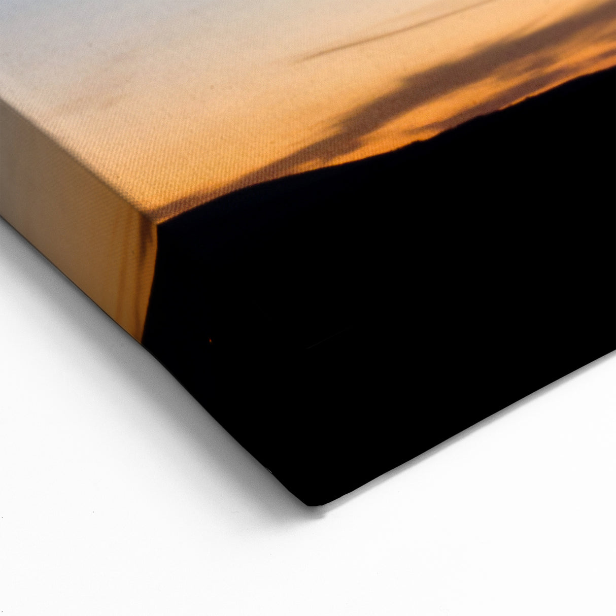 Tranquil Moon Over Horizon – Stunning Celestial Canvas for Home Decor