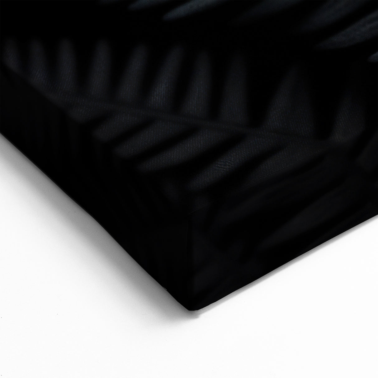 Dark Fern Wall Art - Elegant Botanical Fern Prints for Modern Decor