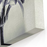 Minimalist Daisy Wall Art – Soft Monochrome Floral Canvas Print