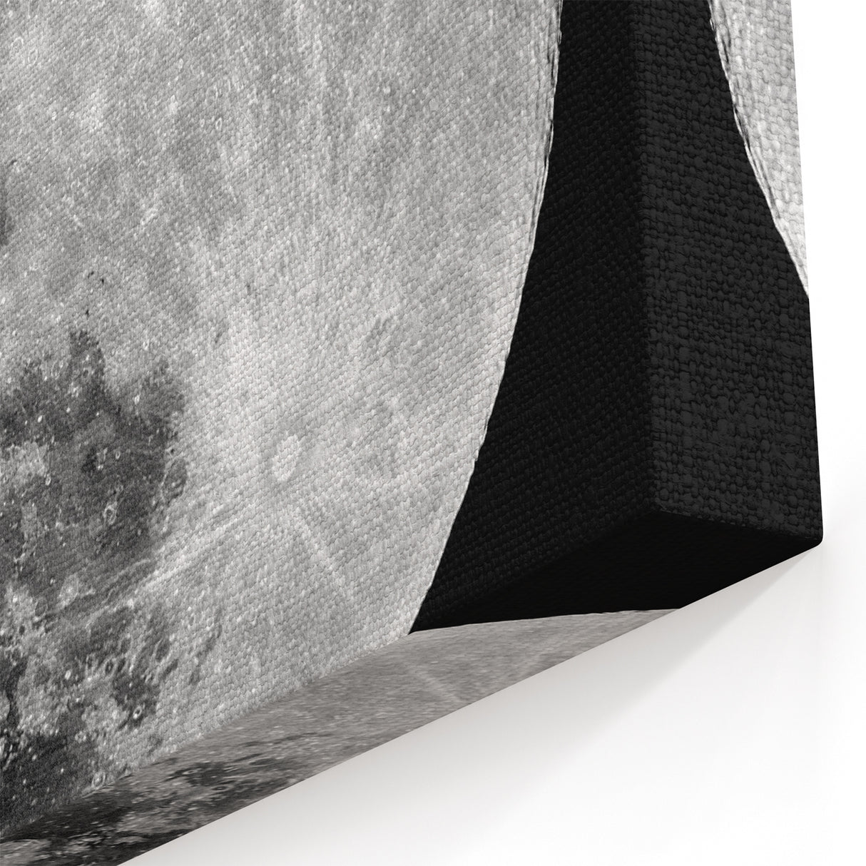 Full Moon in High Detail – Stunning Black and White Celestial Wall Art
