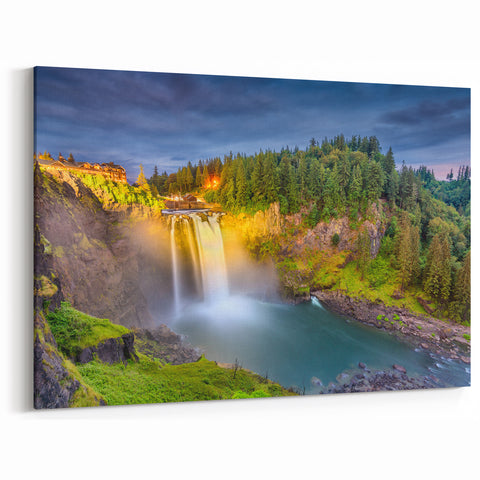 Stunning Snoqualmie Falls at Dusk – Scenic Seattle Landscape Photography