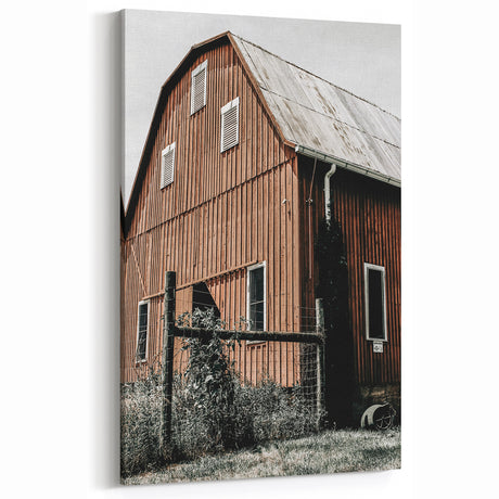 Rustic Farmhouse Wall Art: Vintage Barn with Wooden Fence Décor