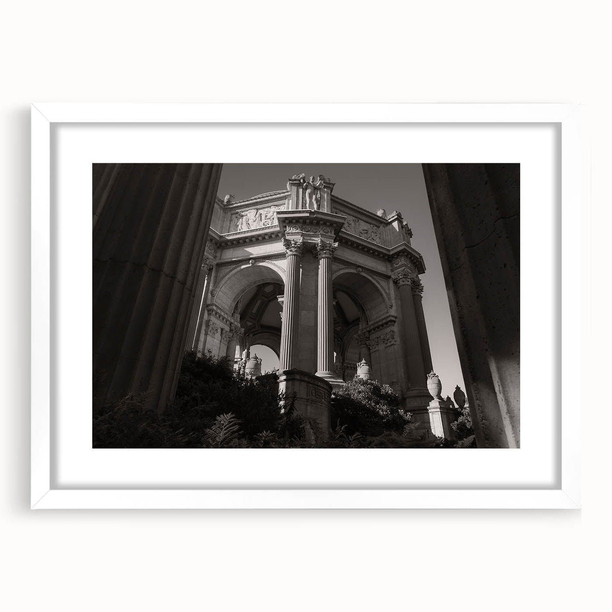 Urban scenery wall art – Elegant classical city architecture print