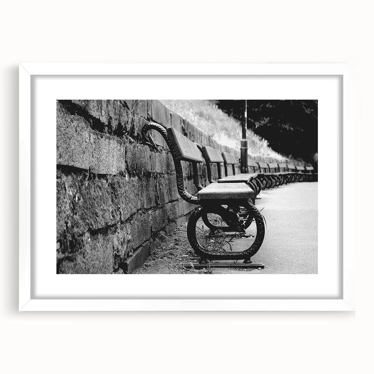 Contemporary Urban Scenery Prints – Vintage Park Bench Art