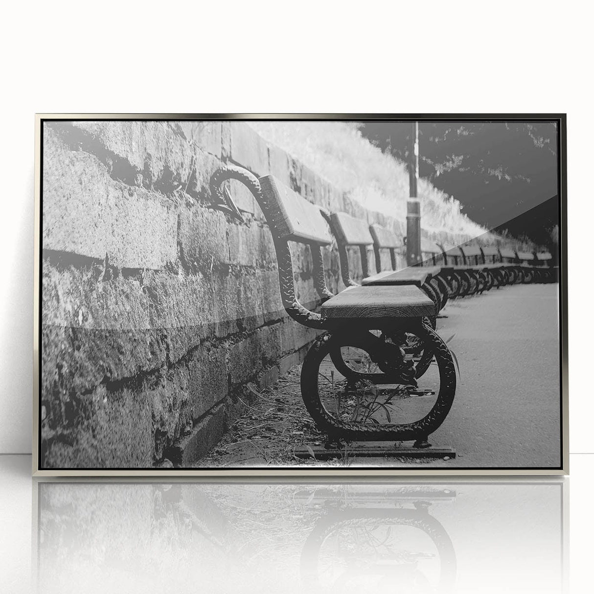 Contemporary Urban Scenery Prints – Vintage Park Bench Art