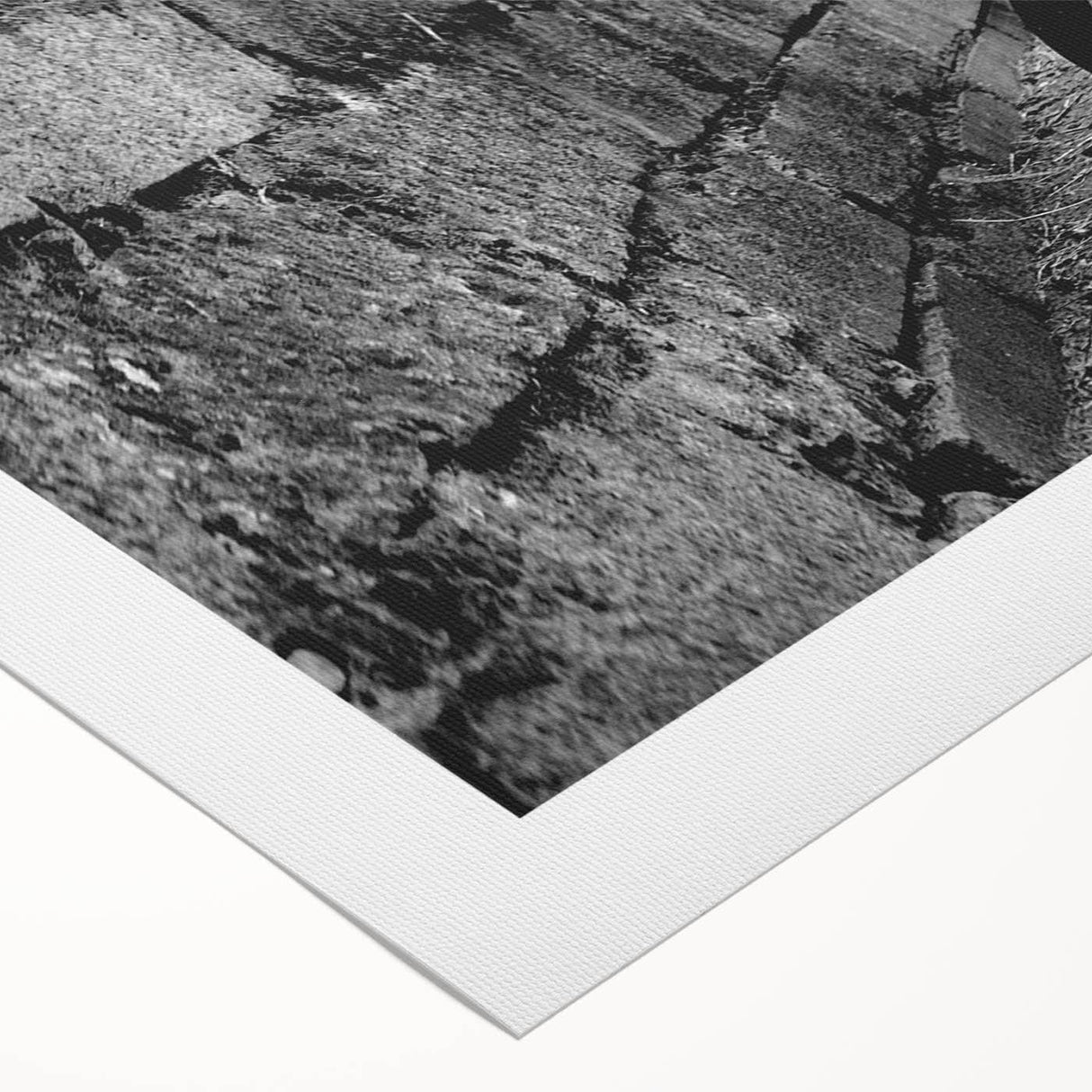 Contemporary Urban Scenery Prints – Vintage Park Bench Art