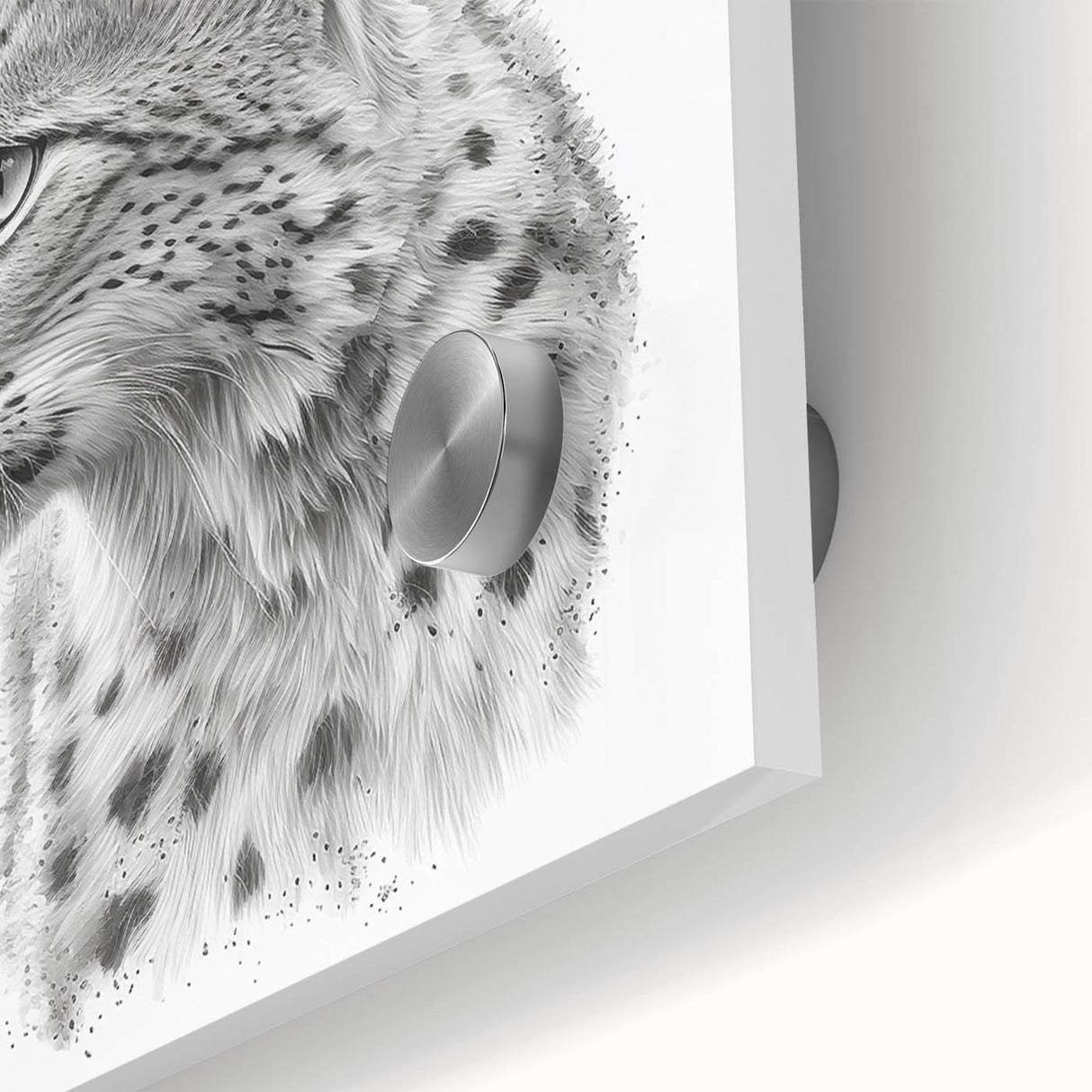 Close-up view of a lynx wall art design featuring vibrant colors and intricate details, printed on acrylic glass, showcasing the beauty of wildlife in a modern setting. Perfect for animal lovers and nature enthusiasts.