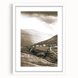 Farmhouse Valley Landscape Art – Rustic Country Style Wall Decor