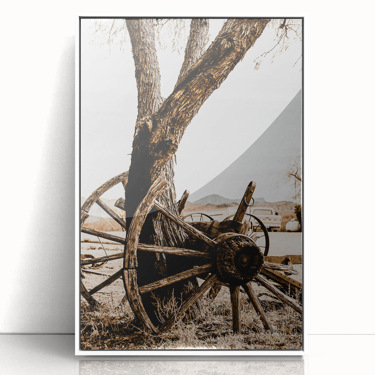Rustic Farmhouse Wall Art - Antique Wagon Wheel Country Style Decor