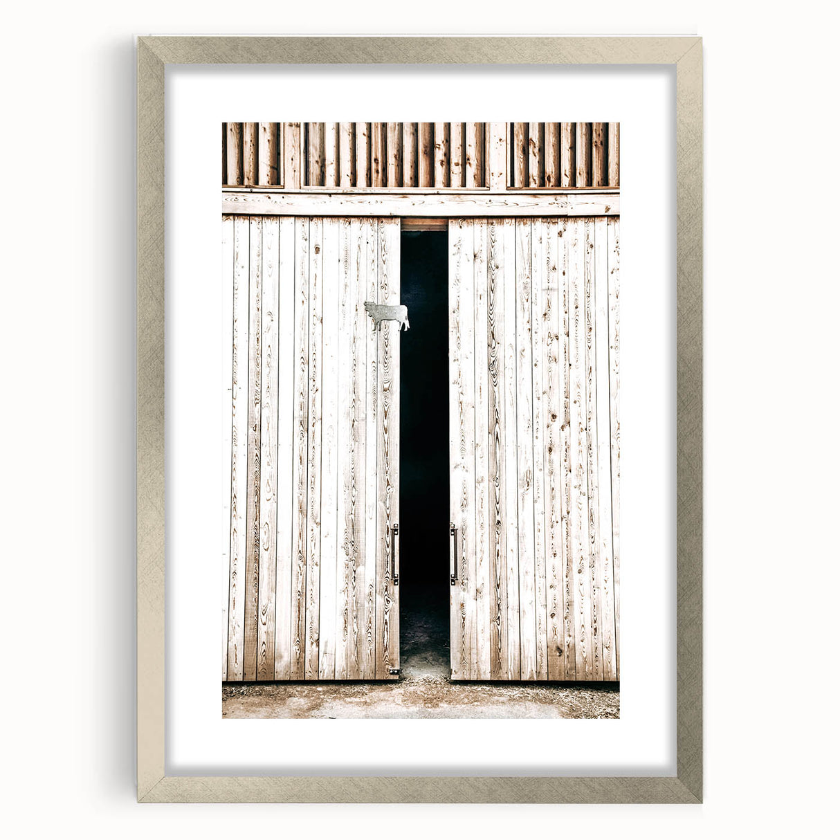 Rustic Farmhouse Wall Art with Wooden Barn Door - Vintage Country Style