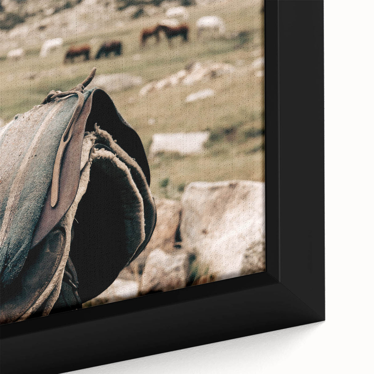 Rustic Saddle and Horses Farmhouse Wall Art – Country Style Decor