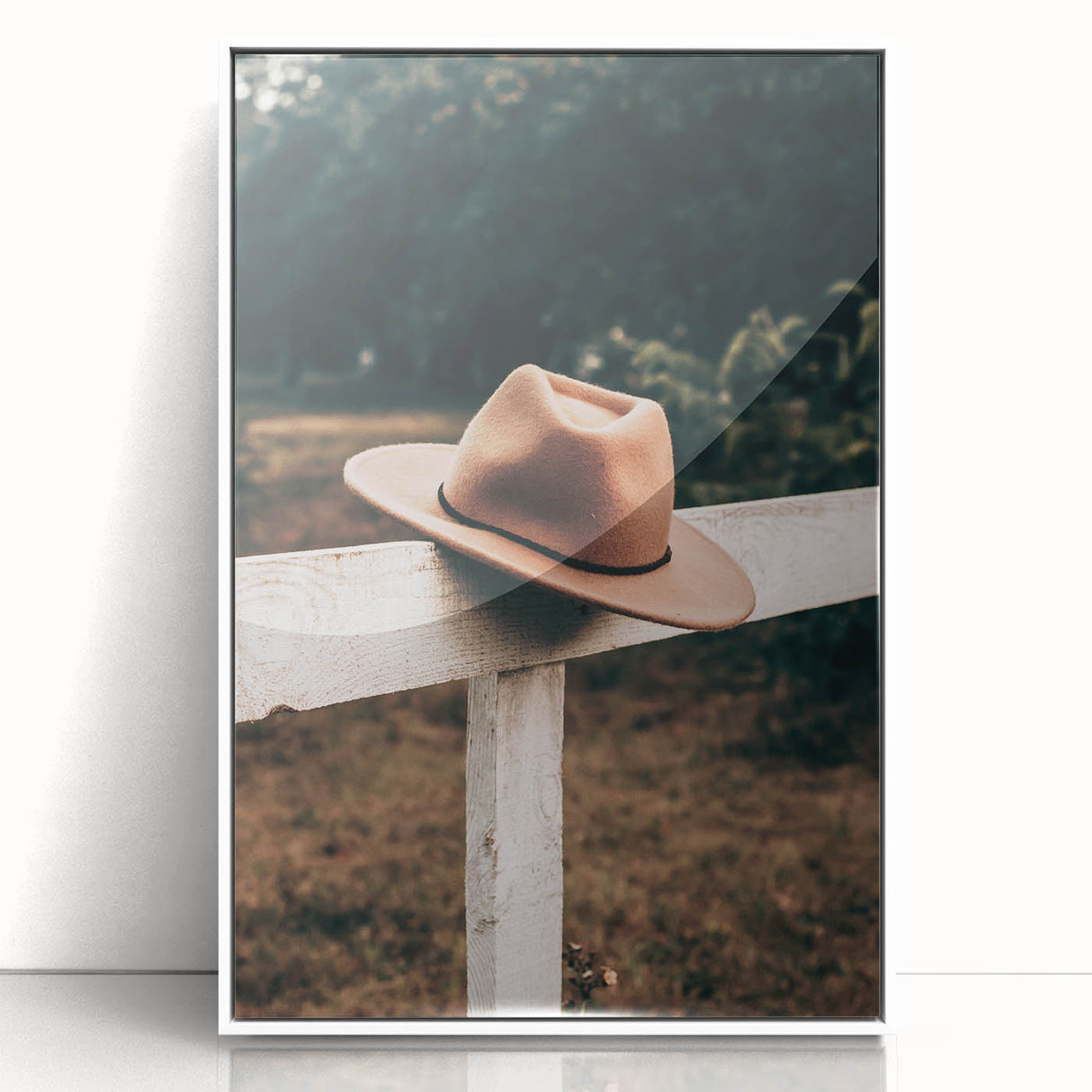 Classic Cowboy Hat on Fence - Rustic Farmhouse Wall Art for Country Decor