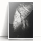 Veiled Elegance Gothic Canvas – Mysterious Lady Gothic Wall Art Decor