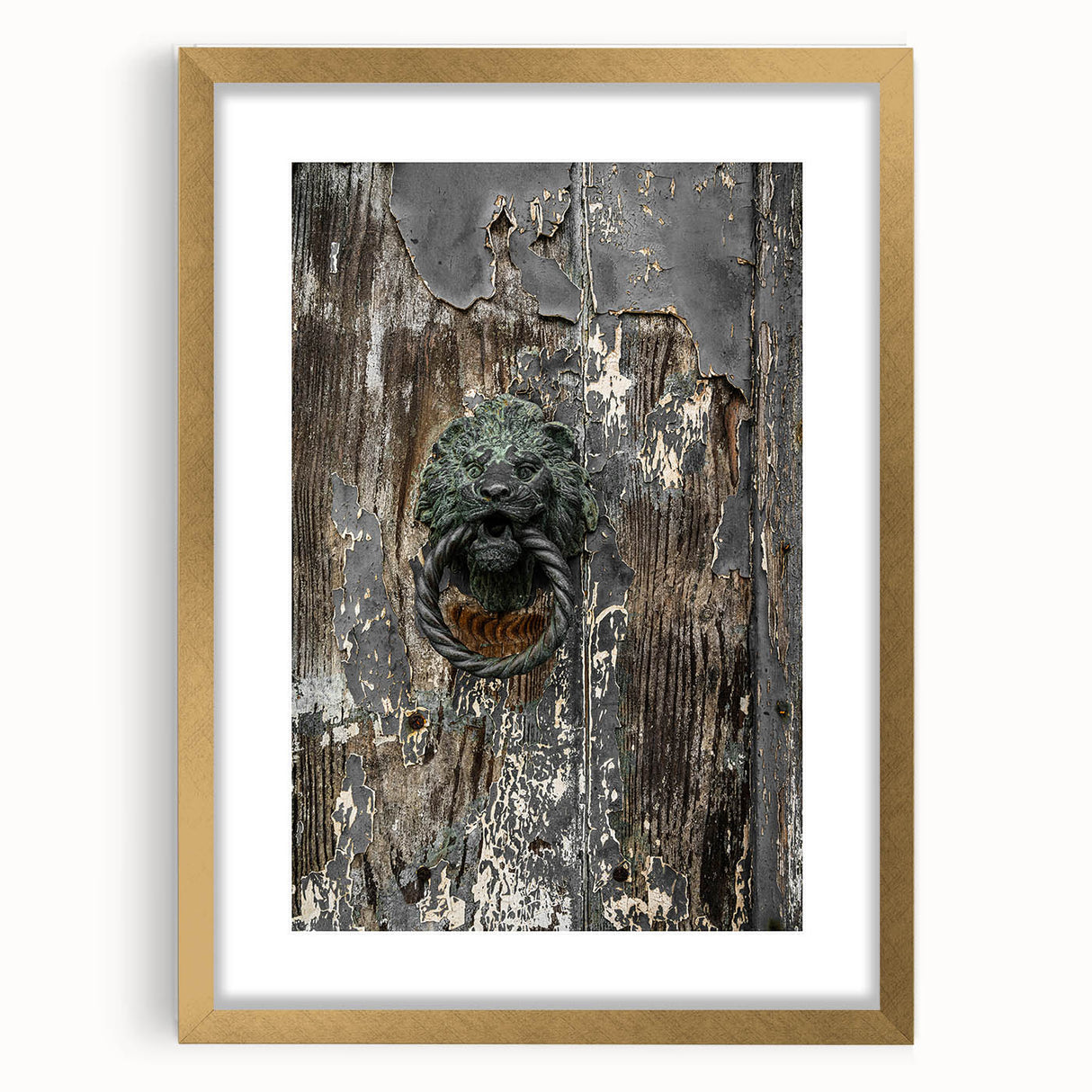 Weathered Lion Door Knocker Wall Art – Rustic Elegance Decor