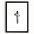 Rustic Wooden Cross Wall Art – Minimalist Farmhouse-Inspired Decor