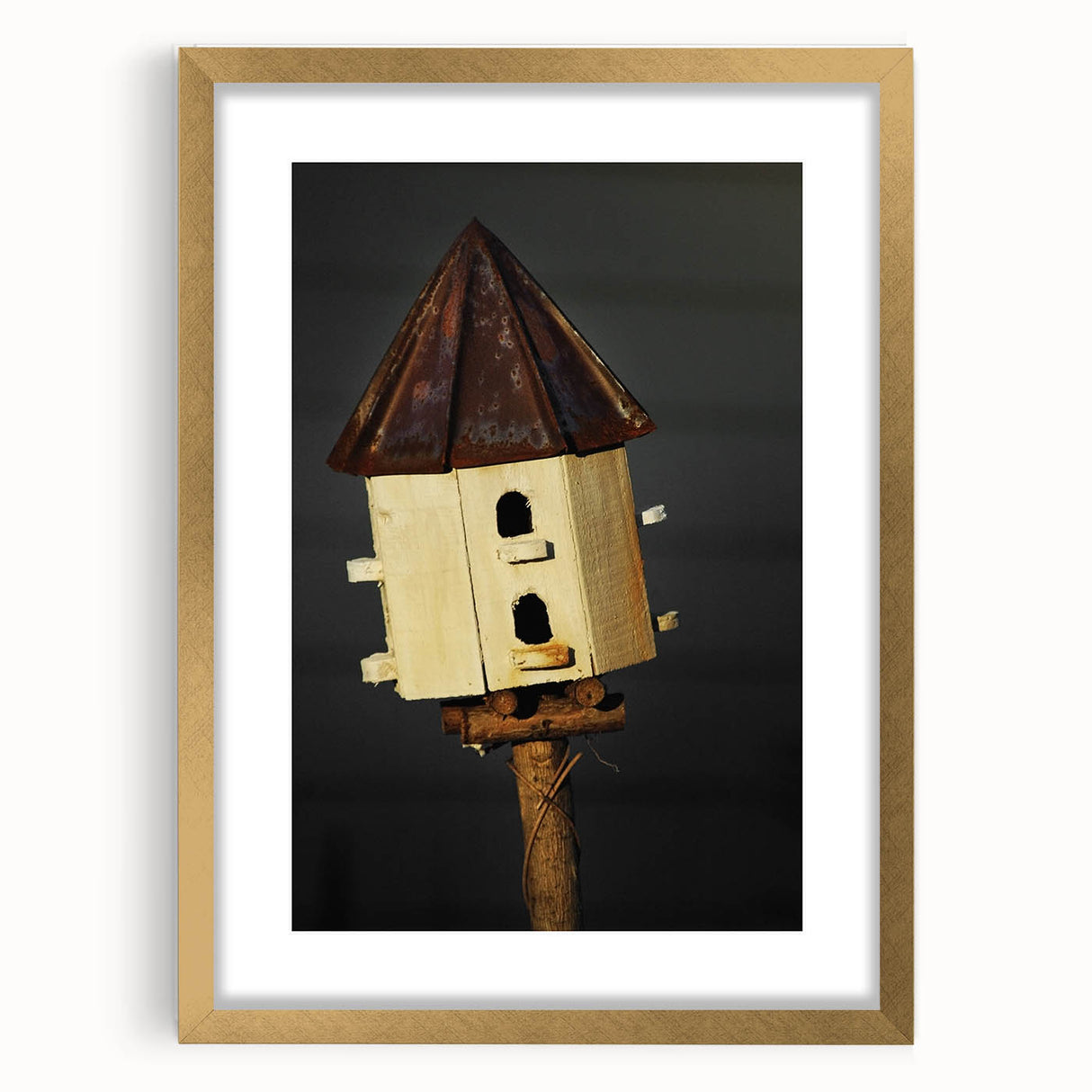 Rustic Birdhouse Wall Art – Farmhouse-Inspired Decor for Nature Lovers