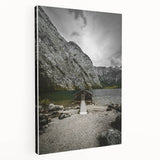 Rustic Lakeside Cabin Wall Art – Farmhouse Decor with Mountain Charm