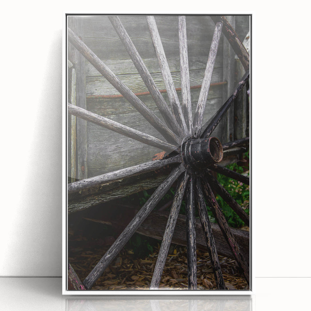 Rustic Farmhouse Art - Vintage Wooden Wagon Wheel Wall Art Decor