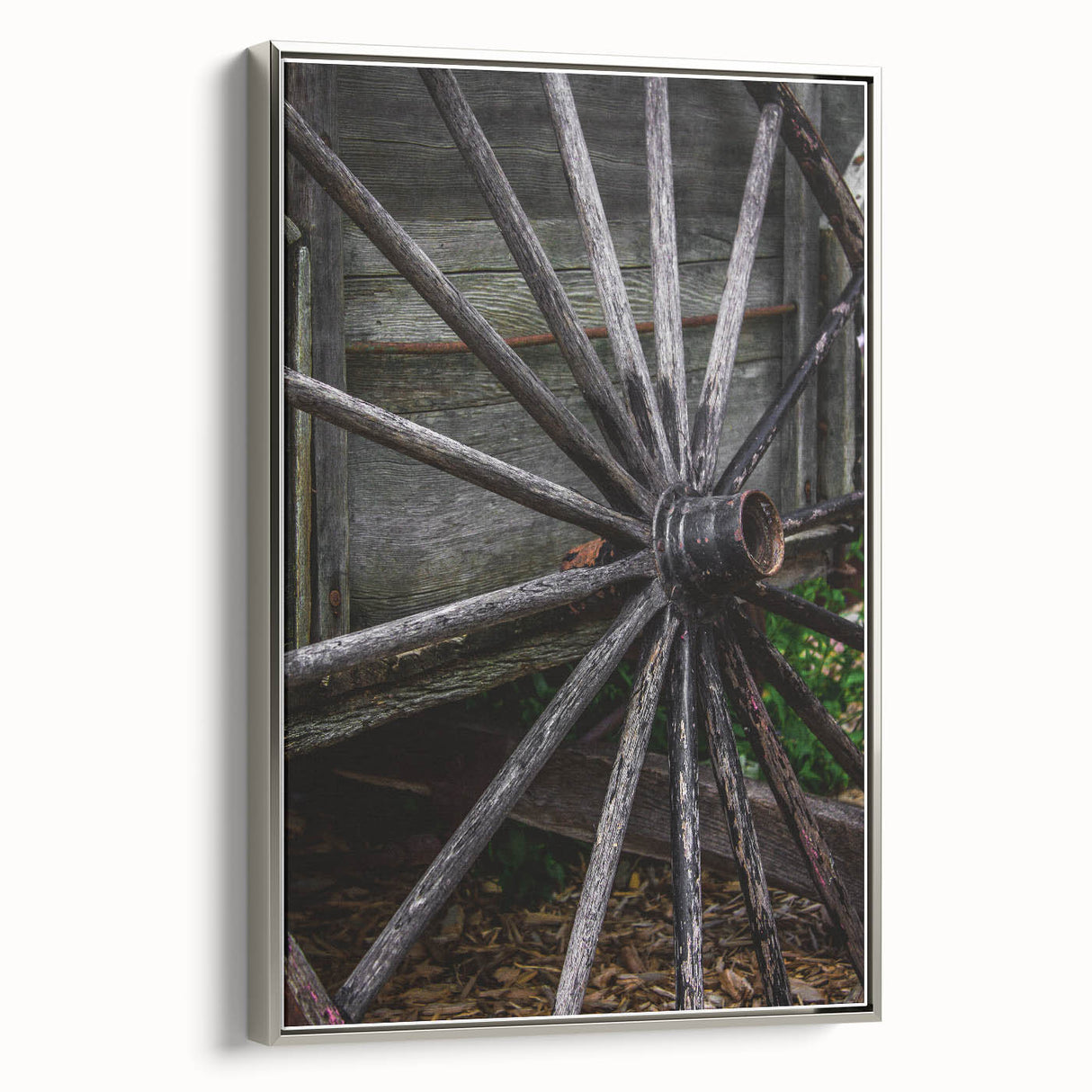 Rustic Farmhouse Art - Vintage Wooden Wagon Wheel Wall Art Decor