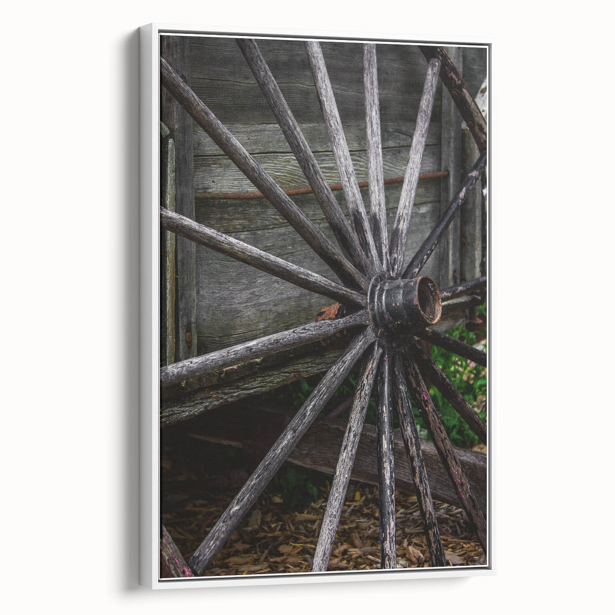 Rustic Farmhouse Art - Vintage Wooden Wagon Wheel Wall Art Decor