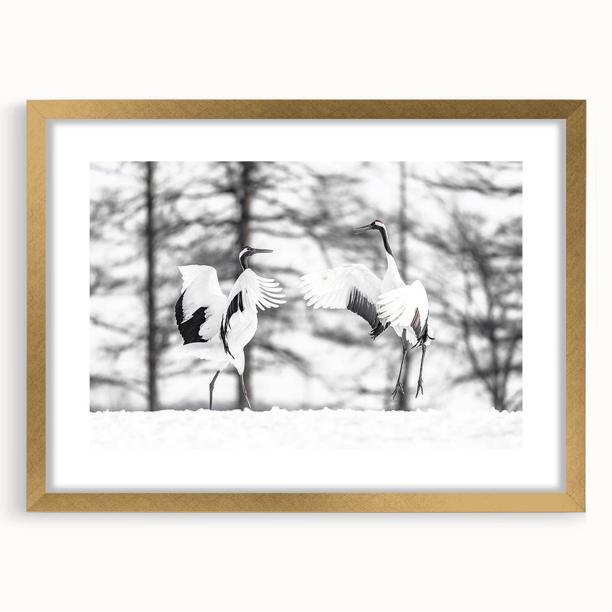 Elegant wall art featuring a gold-framed crane design, showcasing intricate details and a mat finish, perfect for adding sophistication to any decor. Ideal for nature lovers and art enthusiasts.