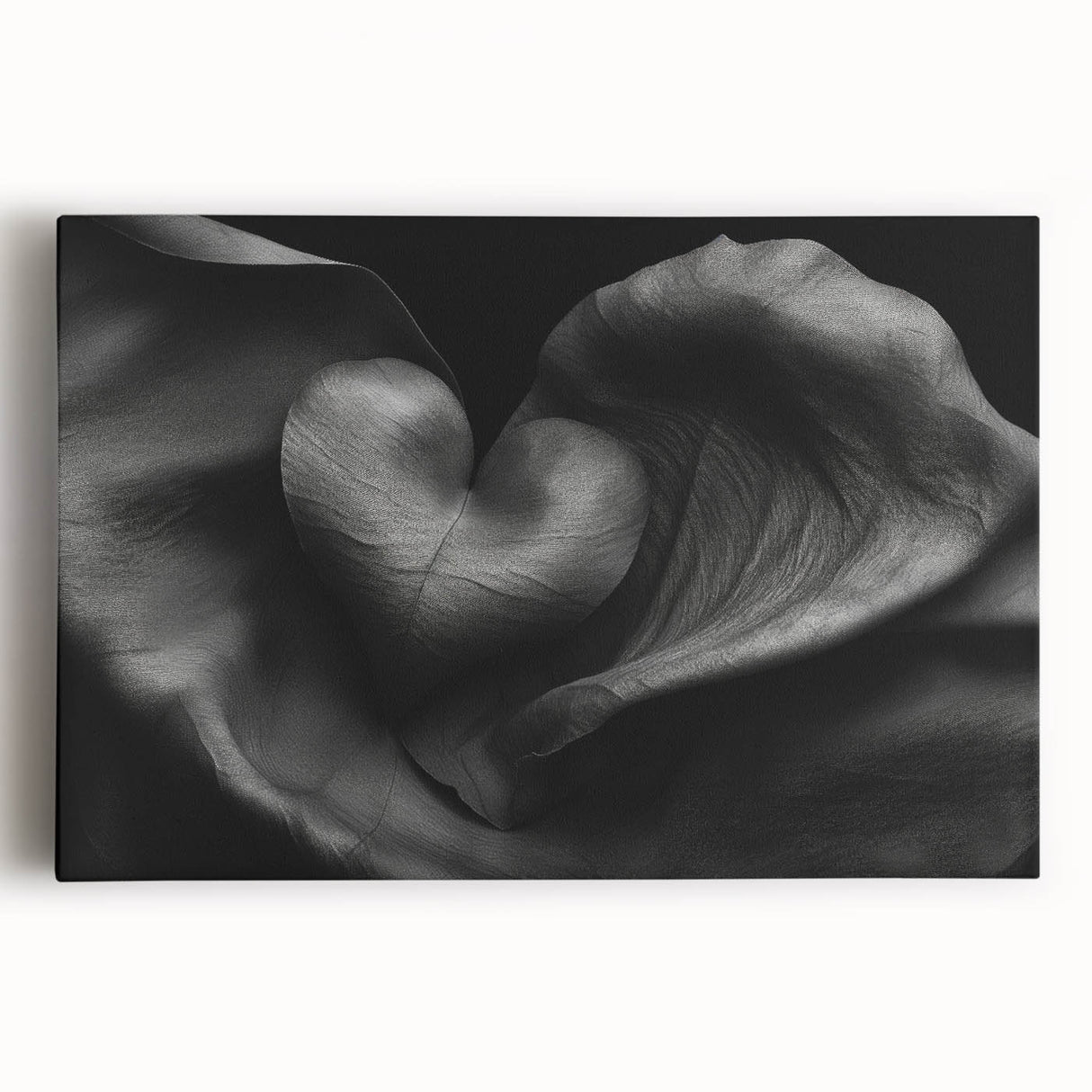 Modern Monochrome Heart – Abstract Living Room Wall Art
