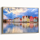 Framed canvas depicting a vintage-style Munich landscape in black and gold tones, ideal for bedroom wall art.