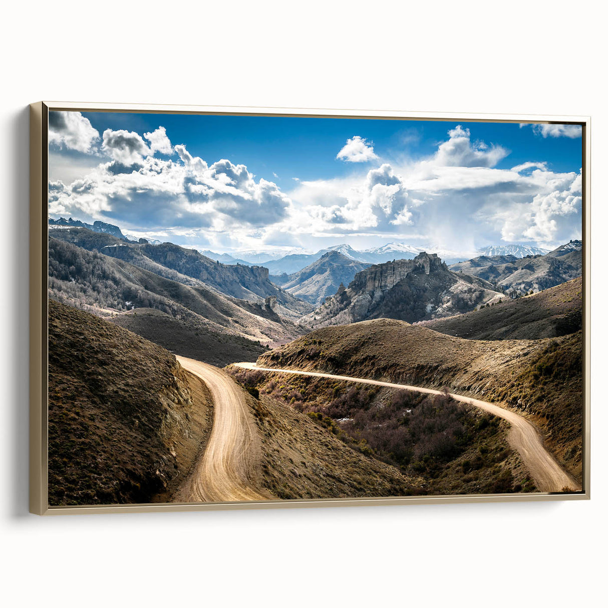 Framed canvas featuring a vintage-style landscape of an Argentinian scenery in black and gold tones.