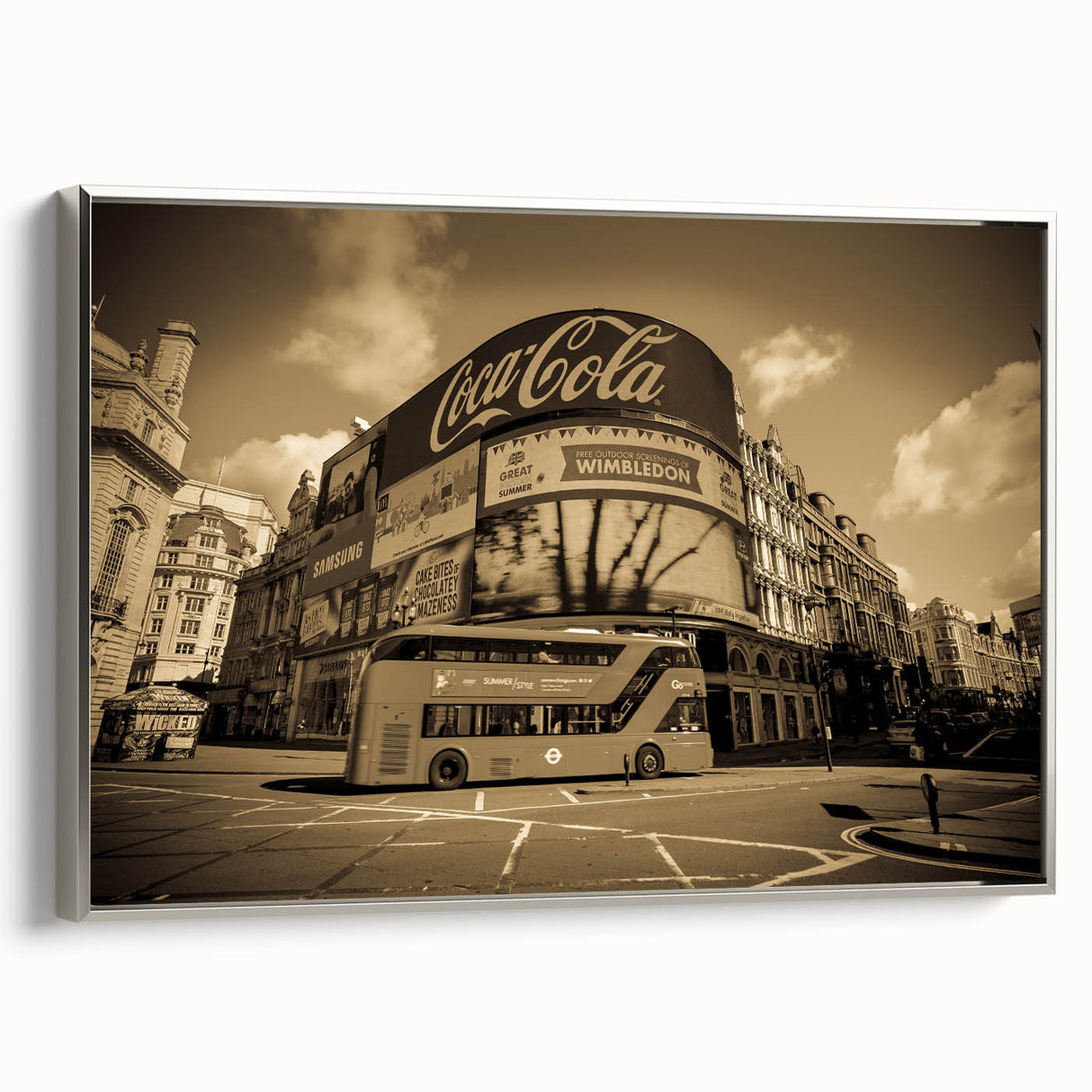 Framed canvas of a vintage-style Piccadilly Circus landscape painting, featuring vivid colors on black background.