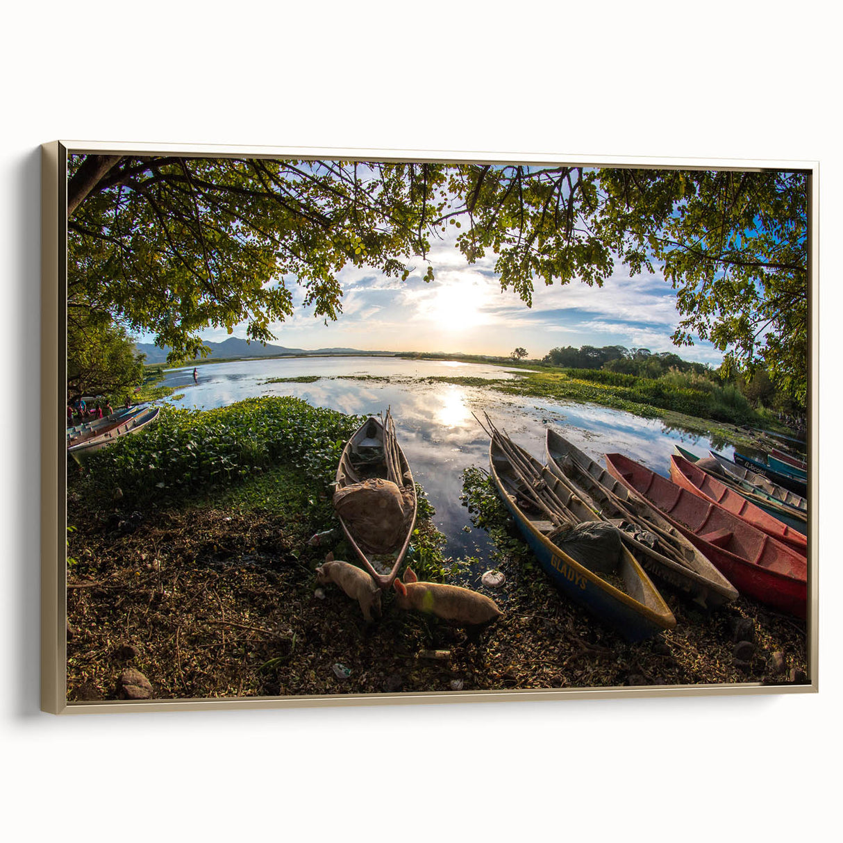 Framed canvas featuring a vintage-style landscape painting of El Salvador with black and gold tones.