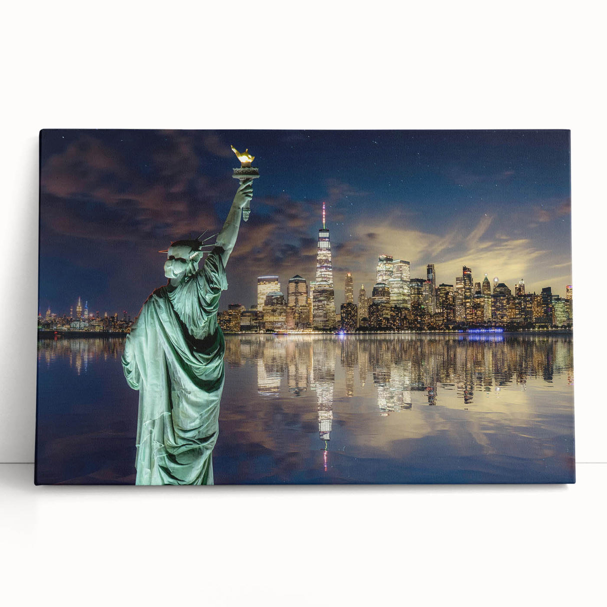 Monochrome print of the Statue of Liberty on stretched canvas, ideal for kitchen wall art or bedroom decor.