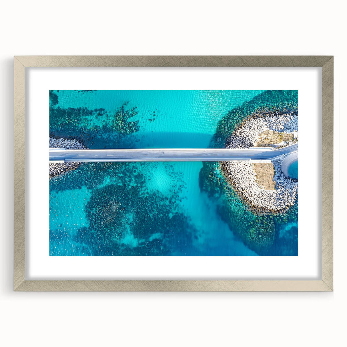 Landscape bridge frame in silver finish, showcasing a sleek front view with a mat, perfect for displaying artwork or photographs in modern decor.