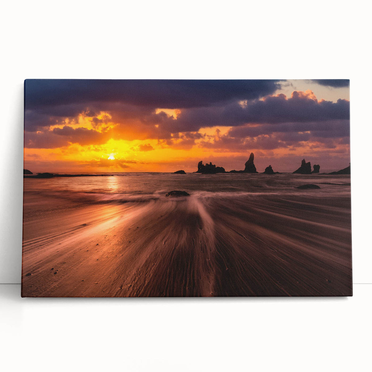 Black and white photo of Seattle skyline on large stretched canvas, suitable as kitchen wall art or for bedroom ambiance.