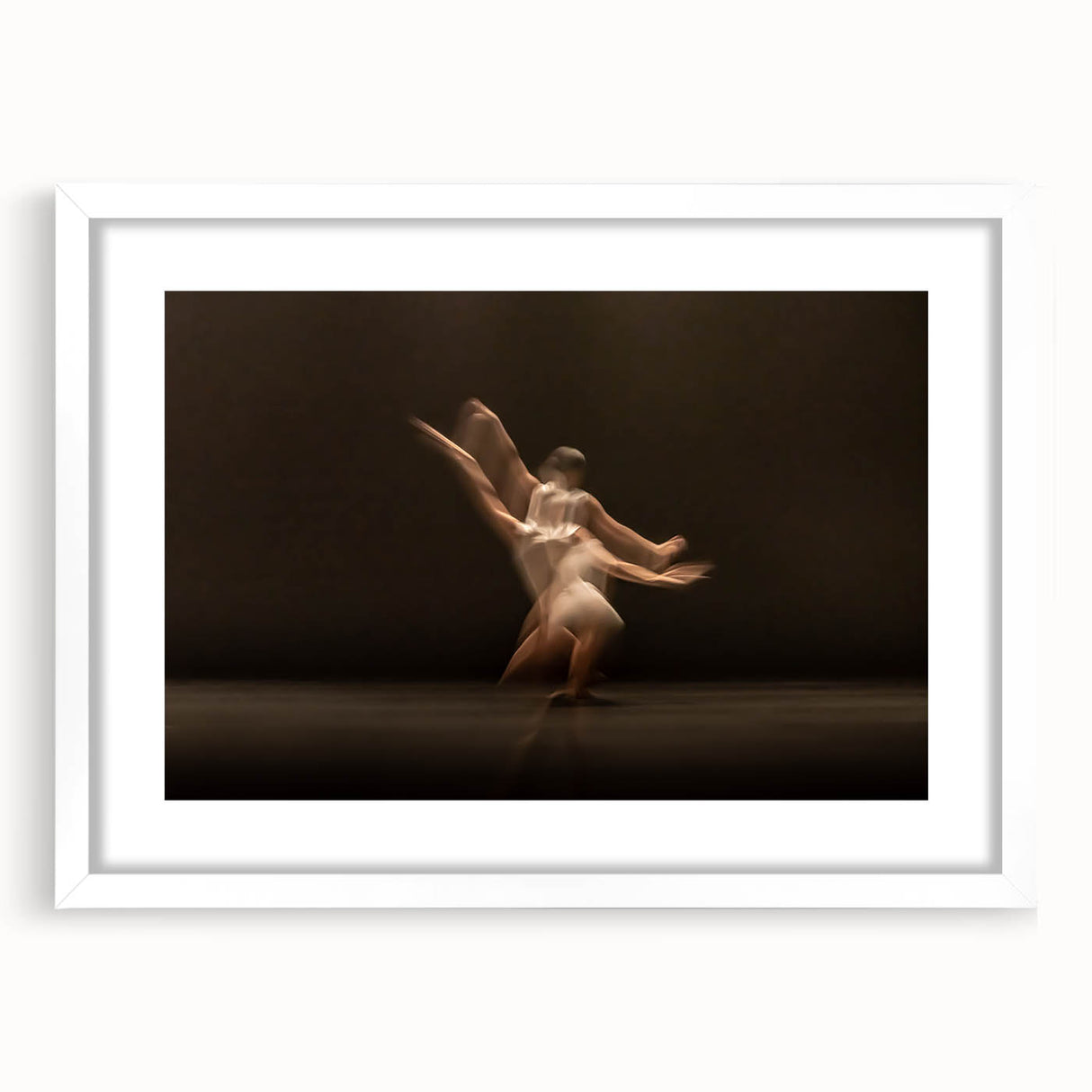 Fluid Echo – Emotional Wall Art in Expressive Motion Photography