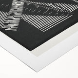 Modern Wall Art: Black & White Parakeet Illustration – Minimalist Bird Decor