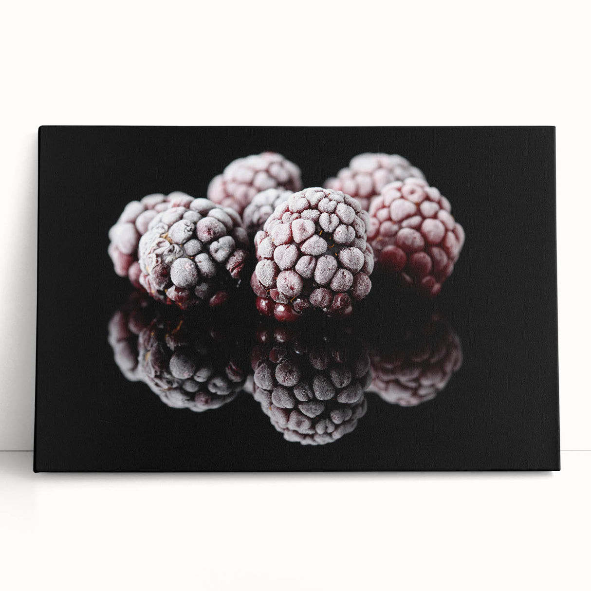 Frozen Blackberry Art – Elegant Food Photography Kitchen Print