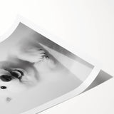 Smiling Polar Dog Bathroom Wall Art - Minimalist Black and White Decor