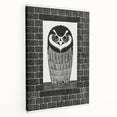 Modern Wall Art: Bold Owl Illustration in Black & White – Minimalist Decor