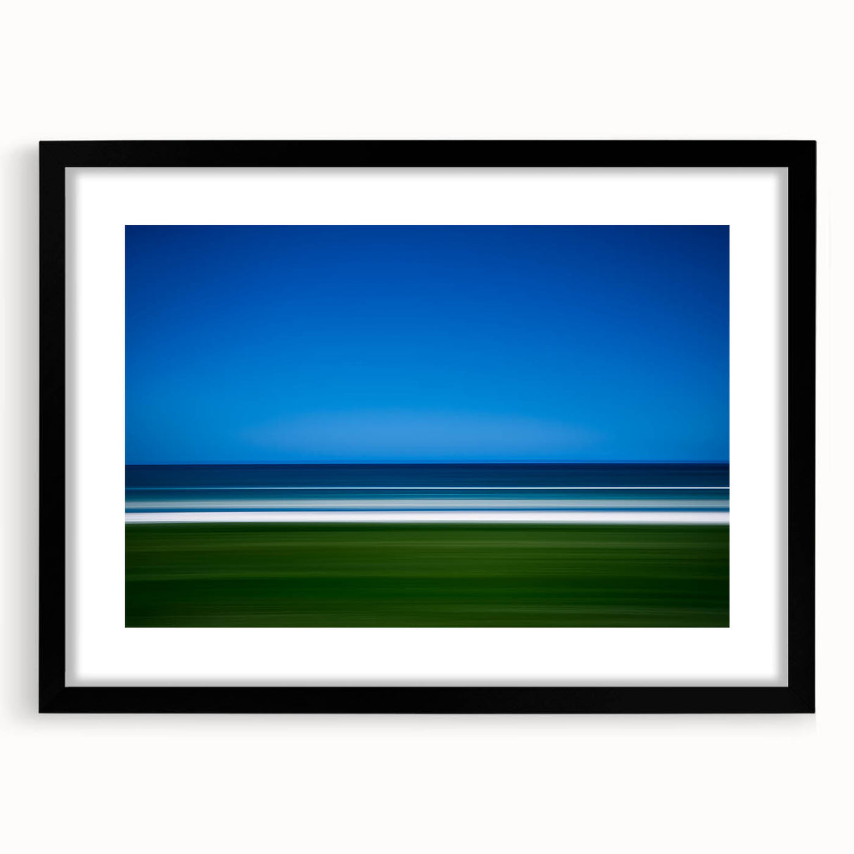 Minimal Horizon Blur – Dynamic Abstract Motion Wall Art Photography