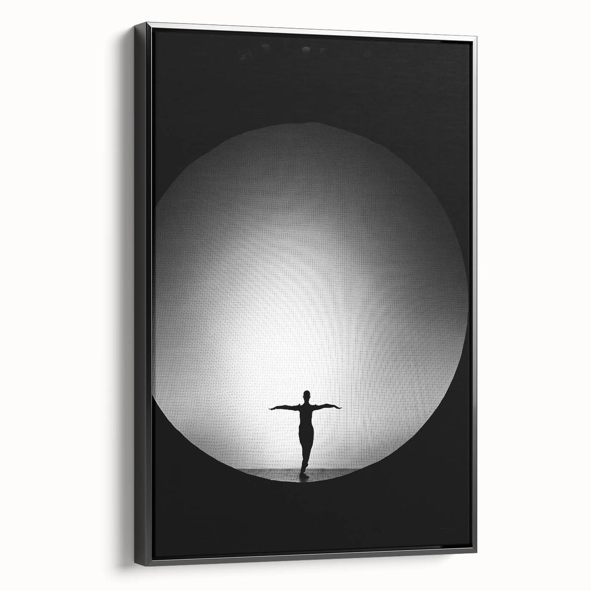 Stillness in Balance – Minimalist Figure Art in Emotive Photography